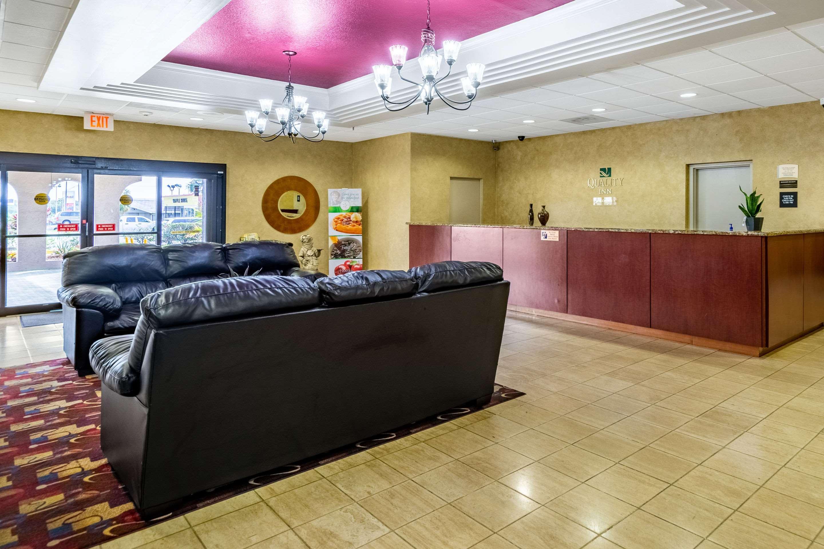 Lakeland Hotel Exterior foto